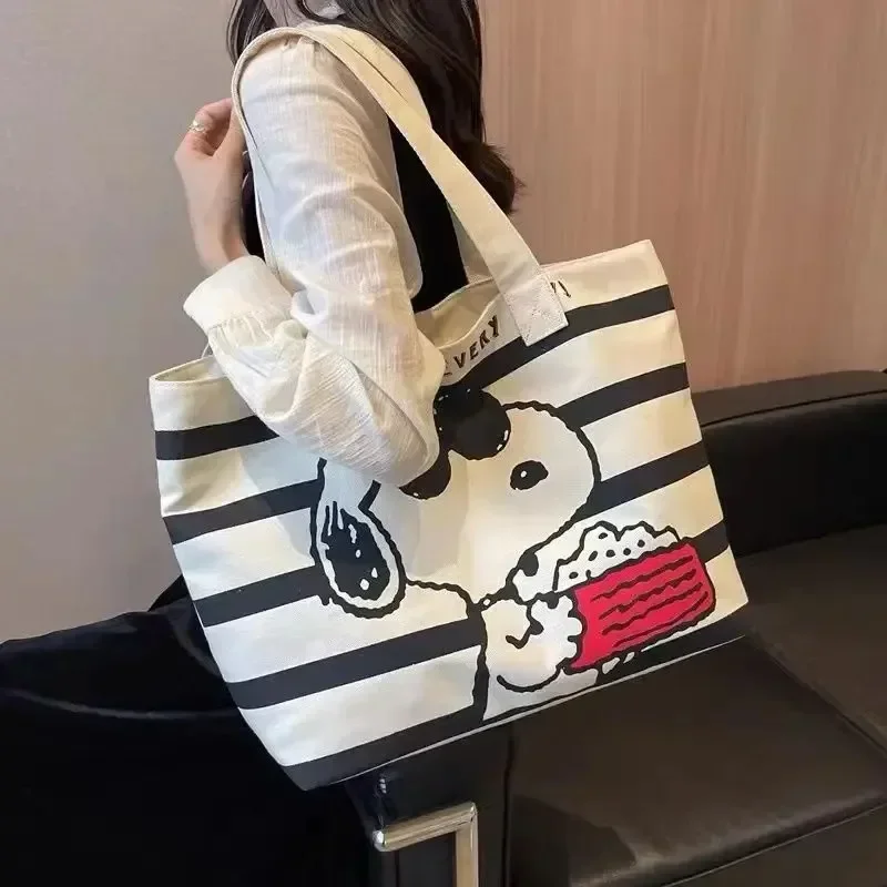 Snoopy Cartoon Large Capacity  - Travel Accessories Cute ulasan dan harga