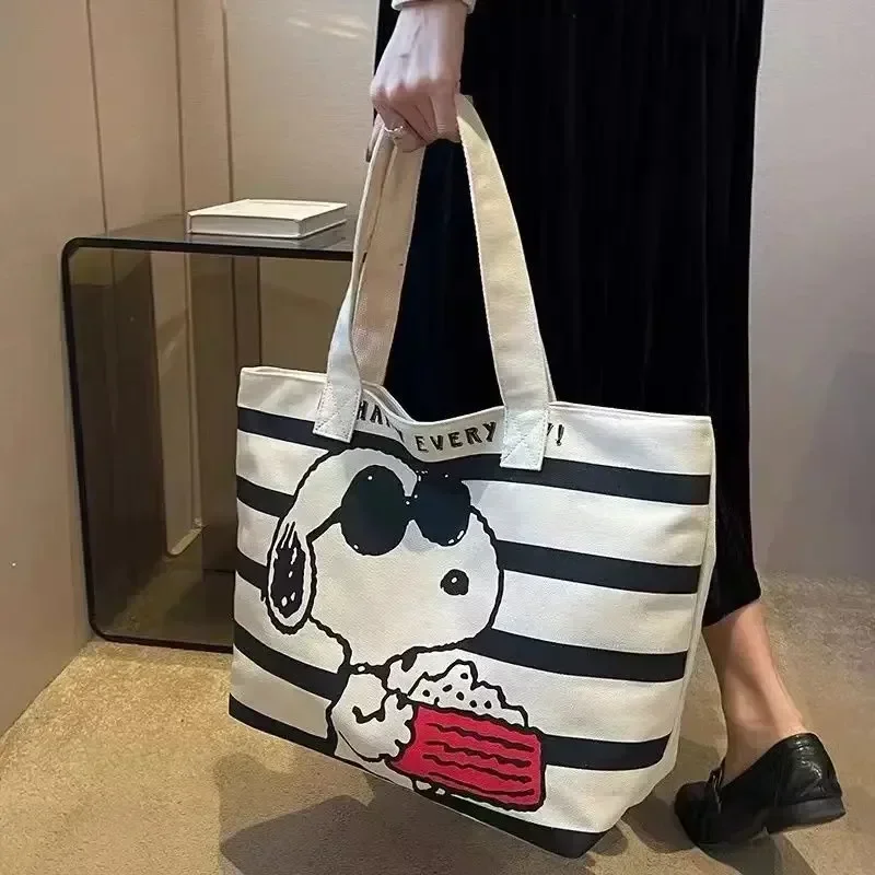 Snoopy Cartoon Large Capacity  - Travel Accessories Cute ulasan dan harga